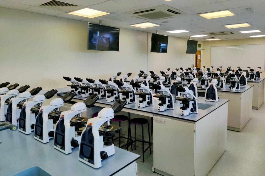Portsmouth compound microscope Package